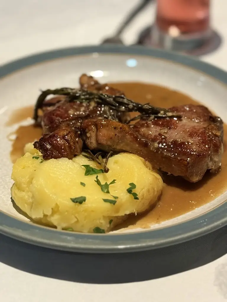 Morgans_Eastbourne_slider_image_3