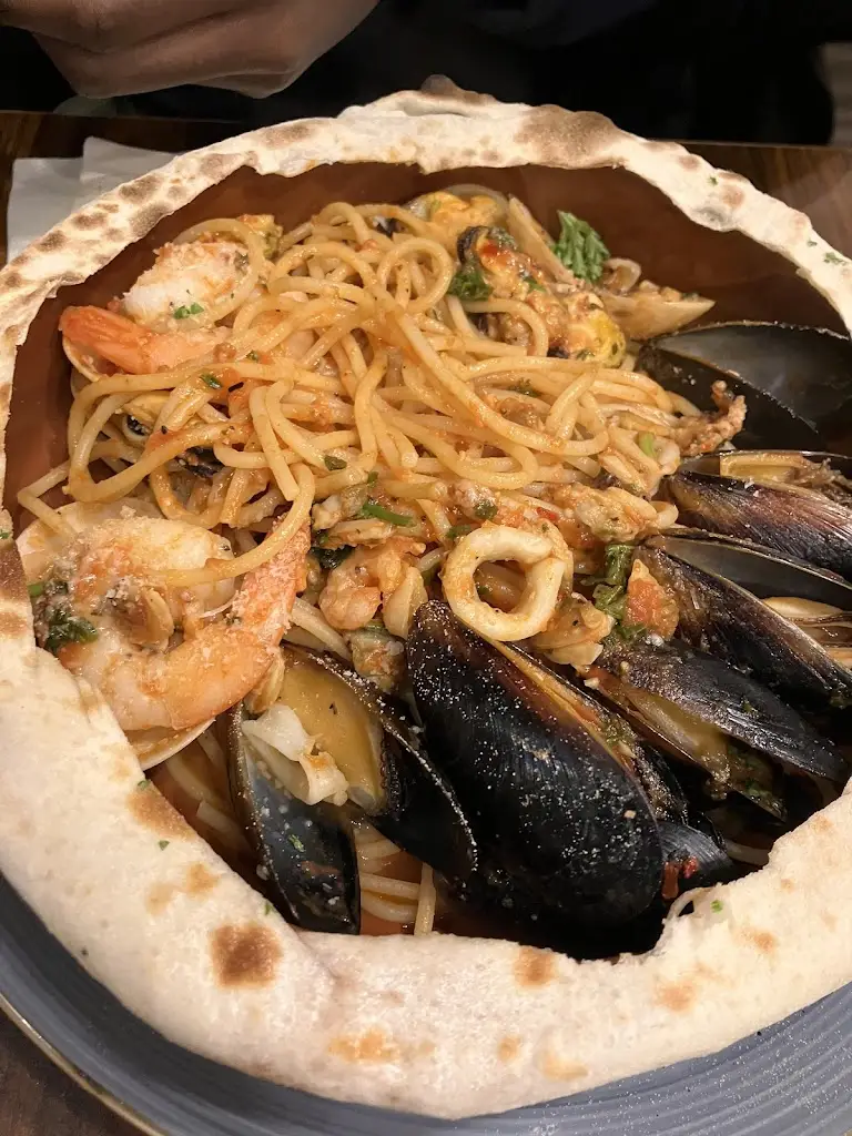 M Sees_Rossi's Eastbourne_Eastbourne_review