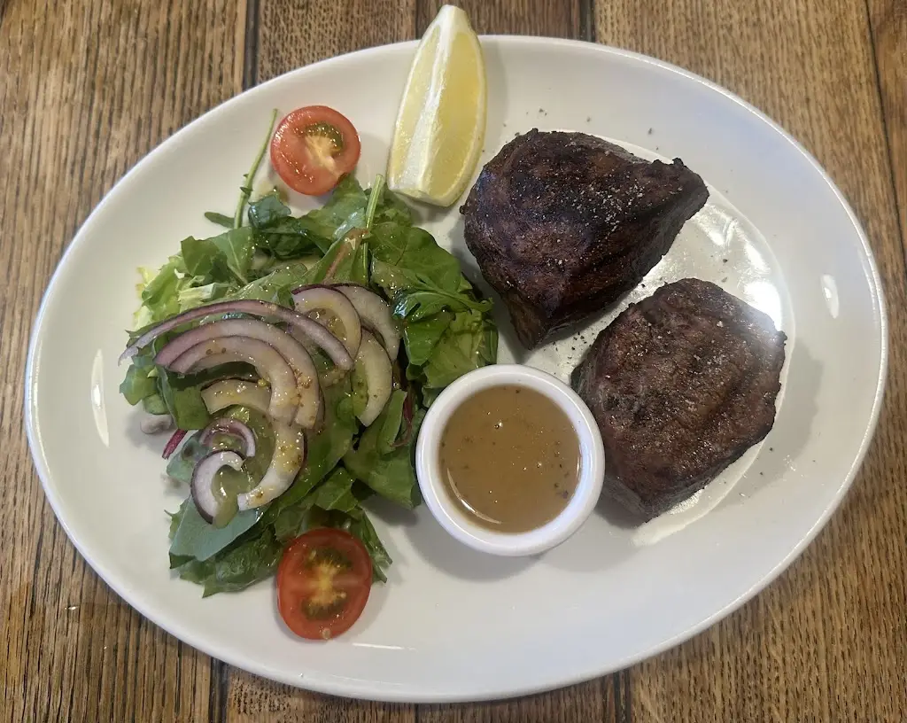 Kim Lembo_The Two Bulls Steakhouse_Eastbourne_review