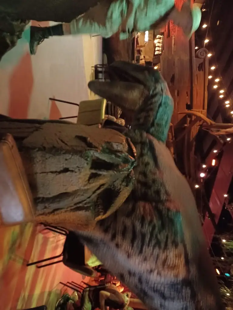 J BM_Evolution Experience Restaurant_Auckley_review