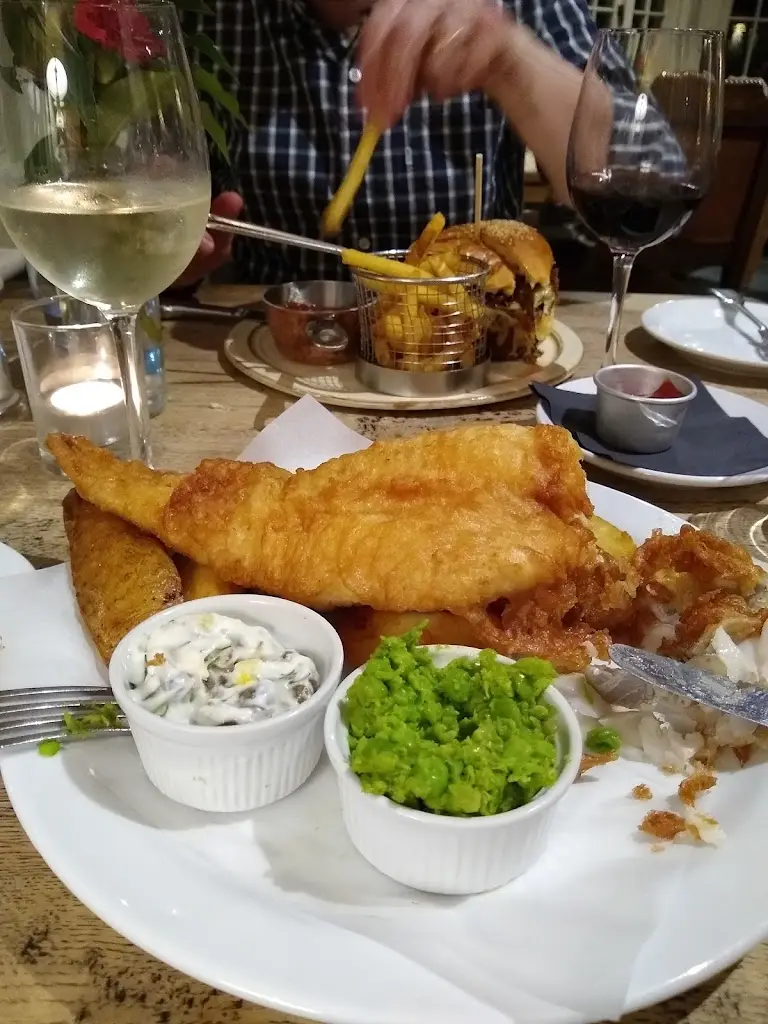 Menu_The Three Daggers_Edington_image_5