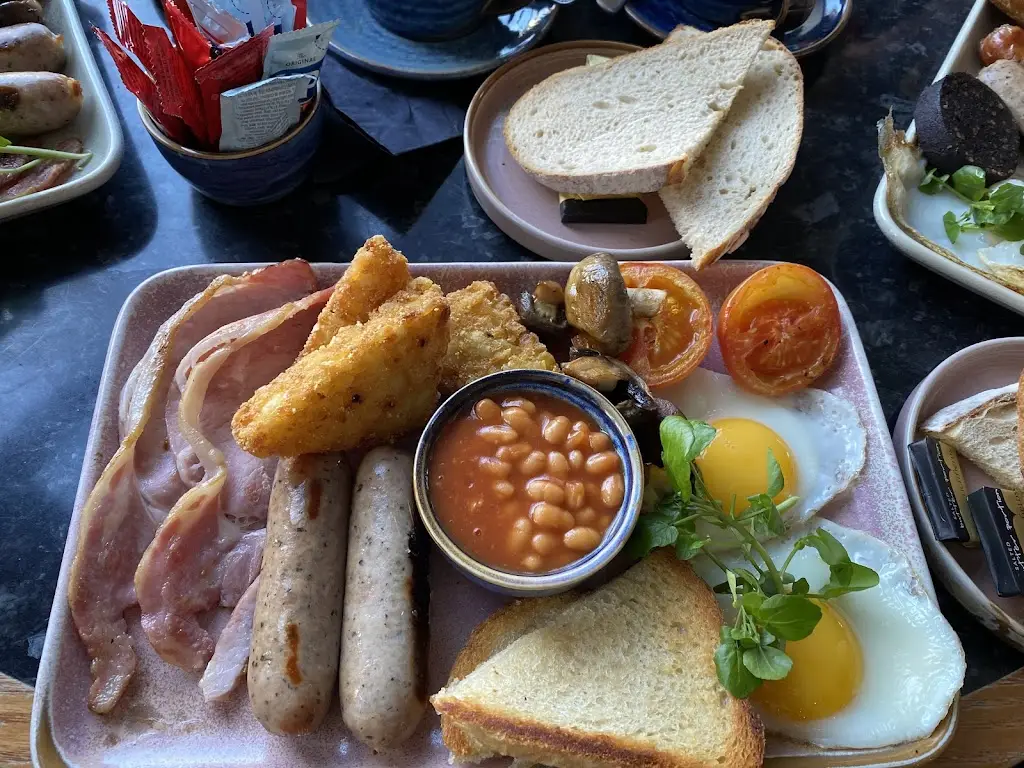 Emma Powell_Lounge Coffee Bar & Cafe_Eckington_review