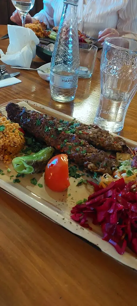 john a_The Hayfield Bar & Grill_Auckley_review