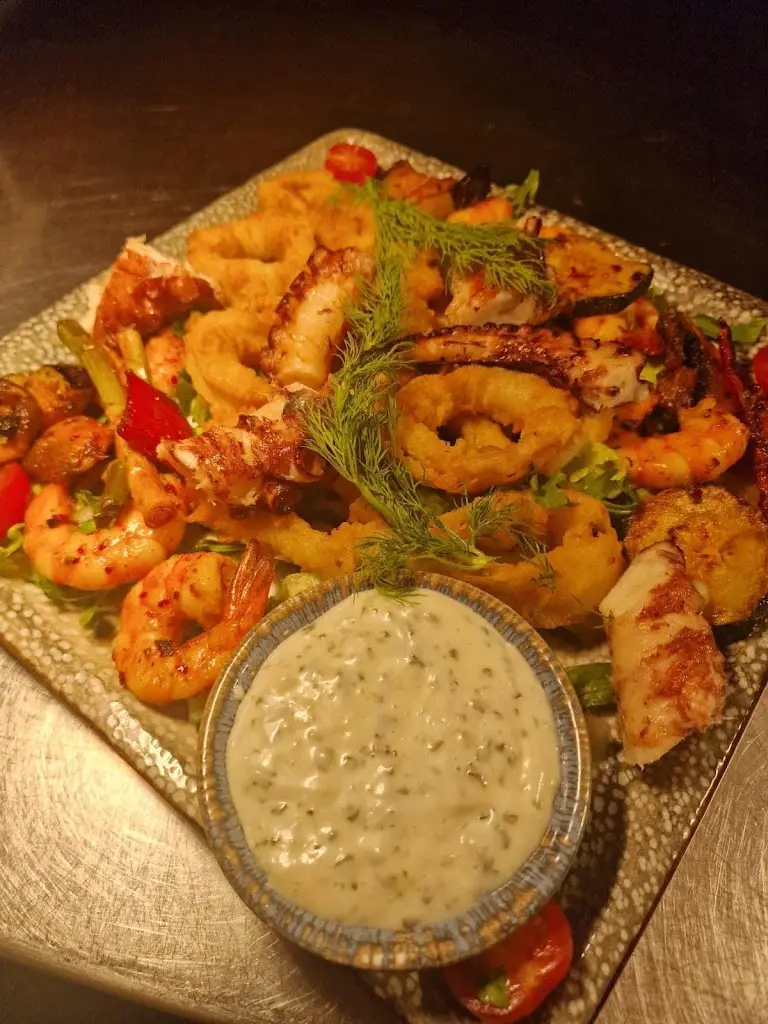 The Hayfield Bar & Grill_Auckley_slider_image_3