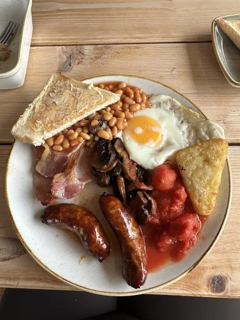 Anna's Happy Kitchen_Eastrington_slider_image_3