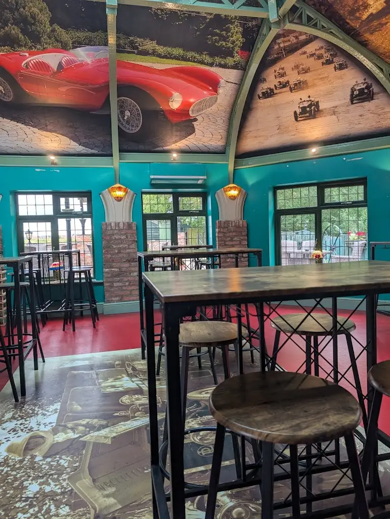 The Bull & Lobster_Eastrington_slider_image_1