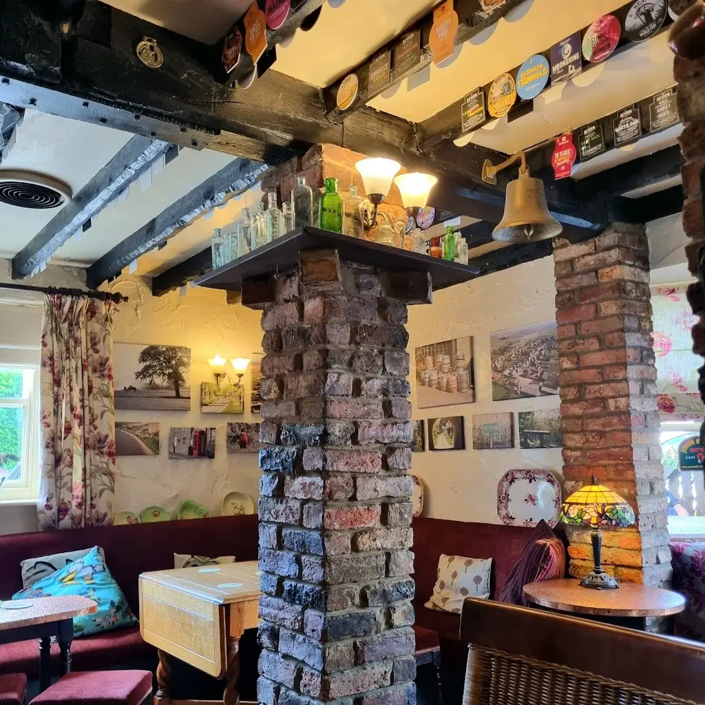 Bricklayers Arms & Stables Restaurant_Eastrington_slider_image_1