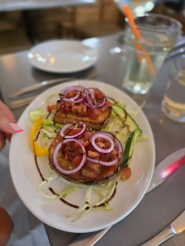 Phil Grassby_MR NessuNo_Eastrington_review