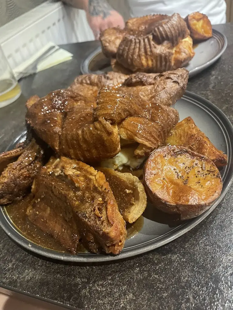 sarah hanlon_Bishop's_Eastrington_recensione