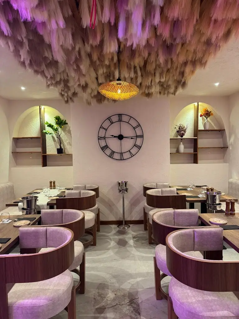 LACCO ITALIAN RESTAURANT & BAR_East Dereham_slider_image_1