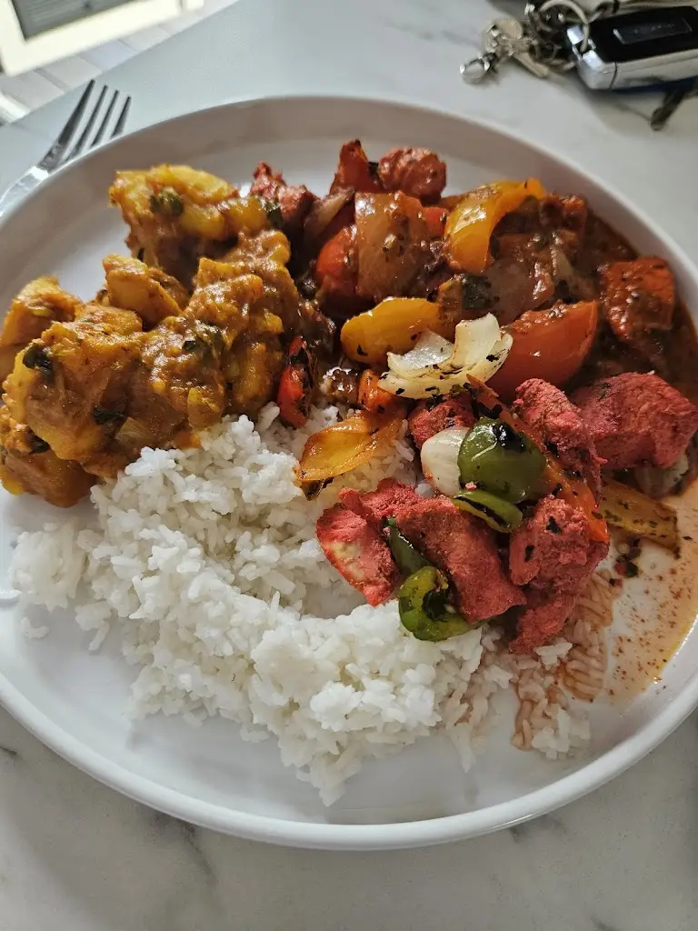 Hayley Wimbush_Curry by Chris_Auckley_recensione