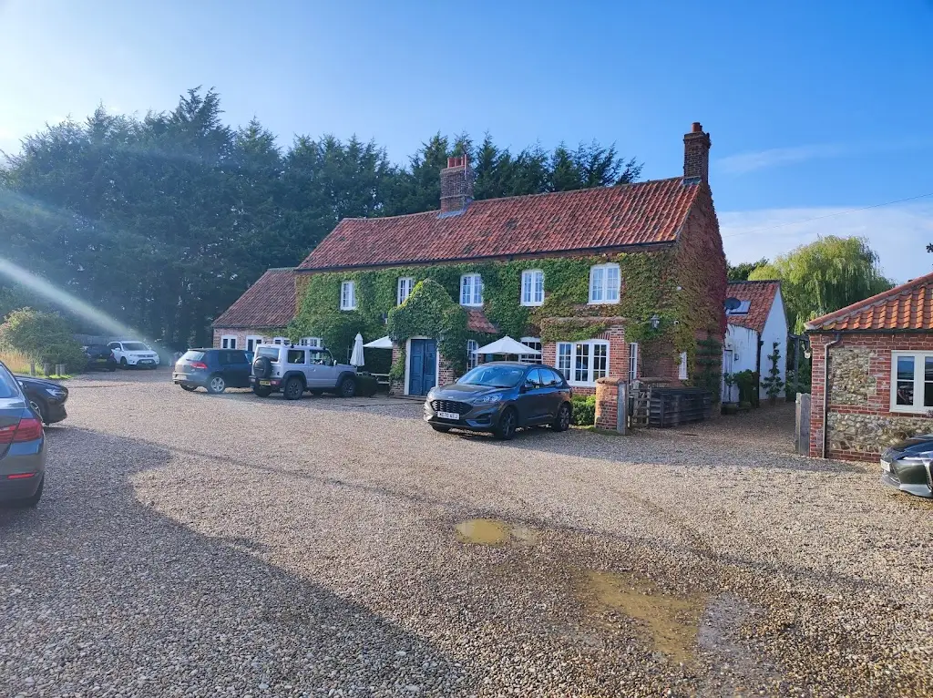 Ruth Gordon_The Brisley Bell_East Dereham_recensione