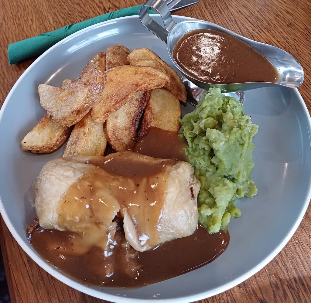 Black Bull Inn_Edgworth_slider_image_2