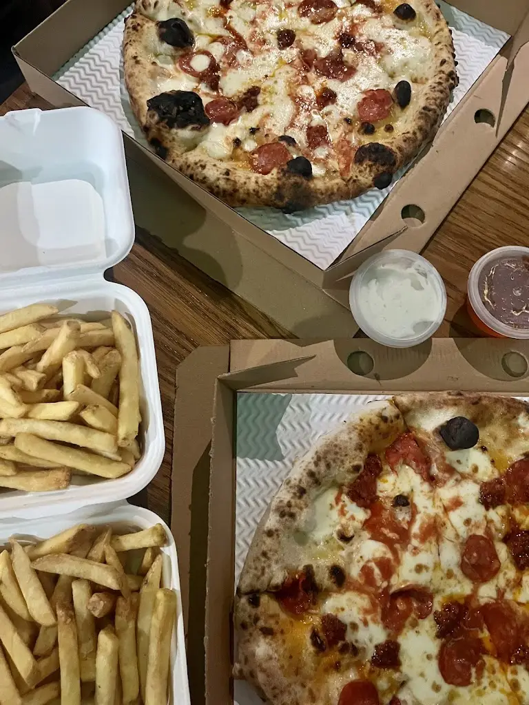 Menu_Cugini Pizza Edgworth_Edgworth_image_4