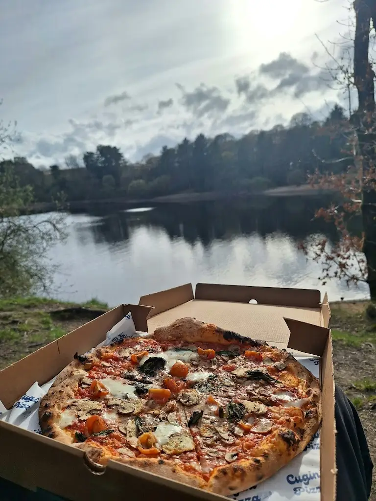 Cugini Pizza Edgworth_Edgworth_slider_image_3