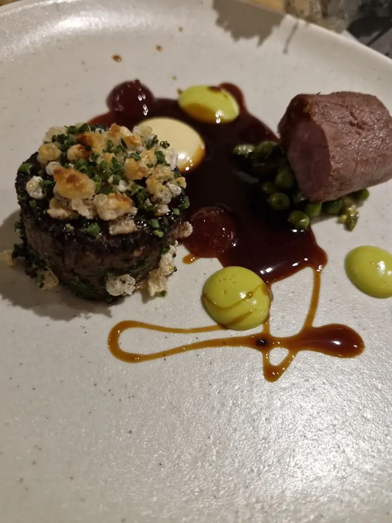 Andrew George_The Spread Eagle by McLeod 9_Edgworth_review