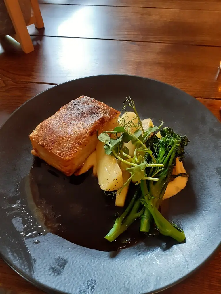 Menu_The White Horse_Edgworth_image_6