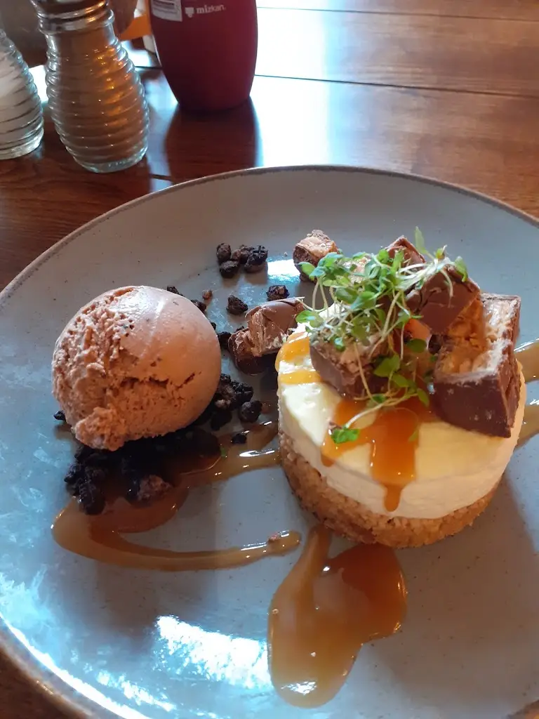 Menu_The White Horse_Edgworth_image_9