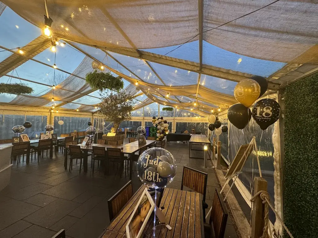 Finn Wilson_The Why Not_Astwood Bank_review