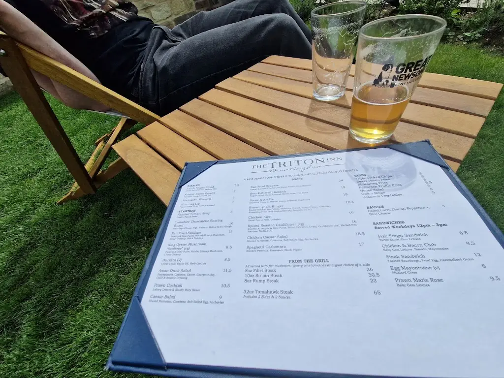 Menu_The Triton Inn_Ellerker_image_2