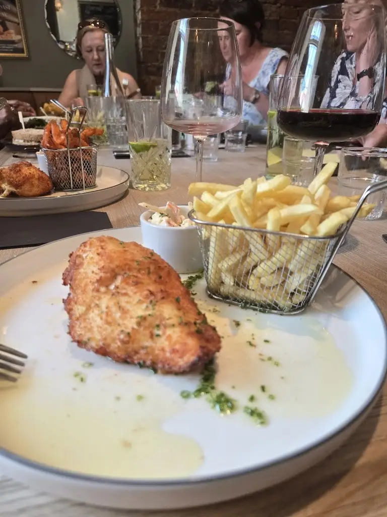 Menu_The Triton Inn_Ellerker_image_5