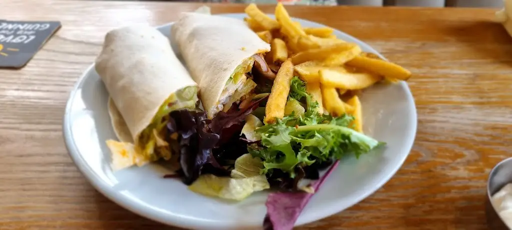 Andrew Cartwright_The Cricketers_Eight Ash Green_review