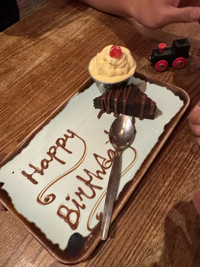 Dona Anggita Suratman_Harvester Stanway Colchester_Eight Ash Green_review