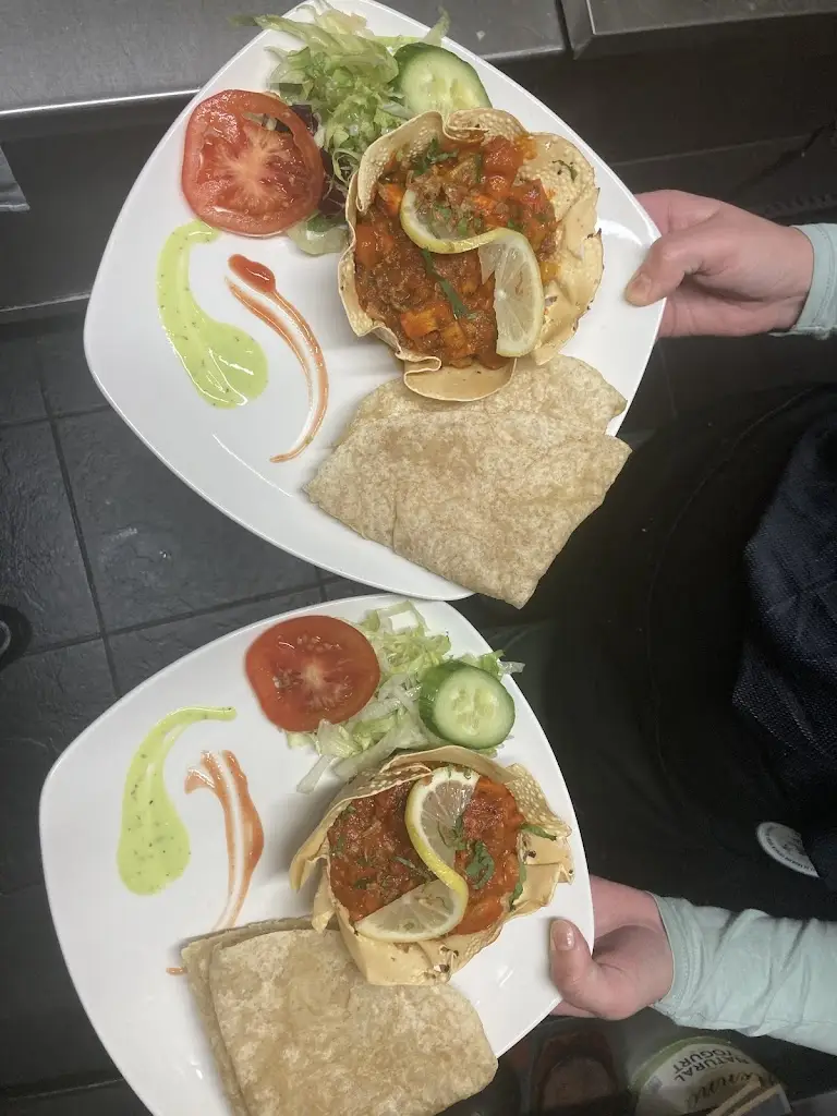 Bees Indian Restaurant Bar & Grill_Eight Ash Green_slider_image_2