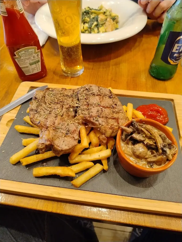 Menu_Roxi Mediterranean Restaurant_Eight Ash Green_image_8