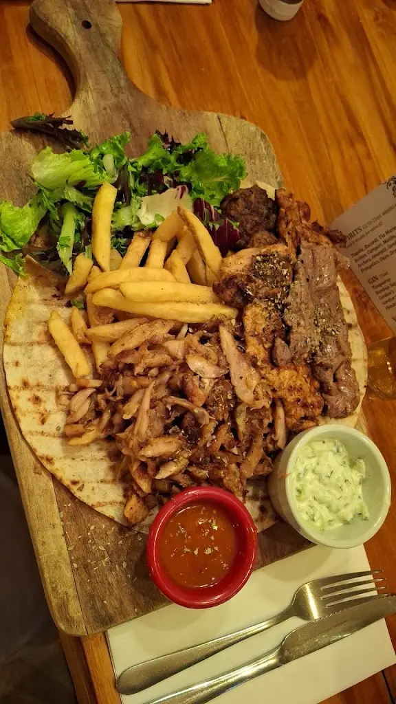 Ben Wright_Roxi Mediterranean Restaurant_Eight Ash Green_review