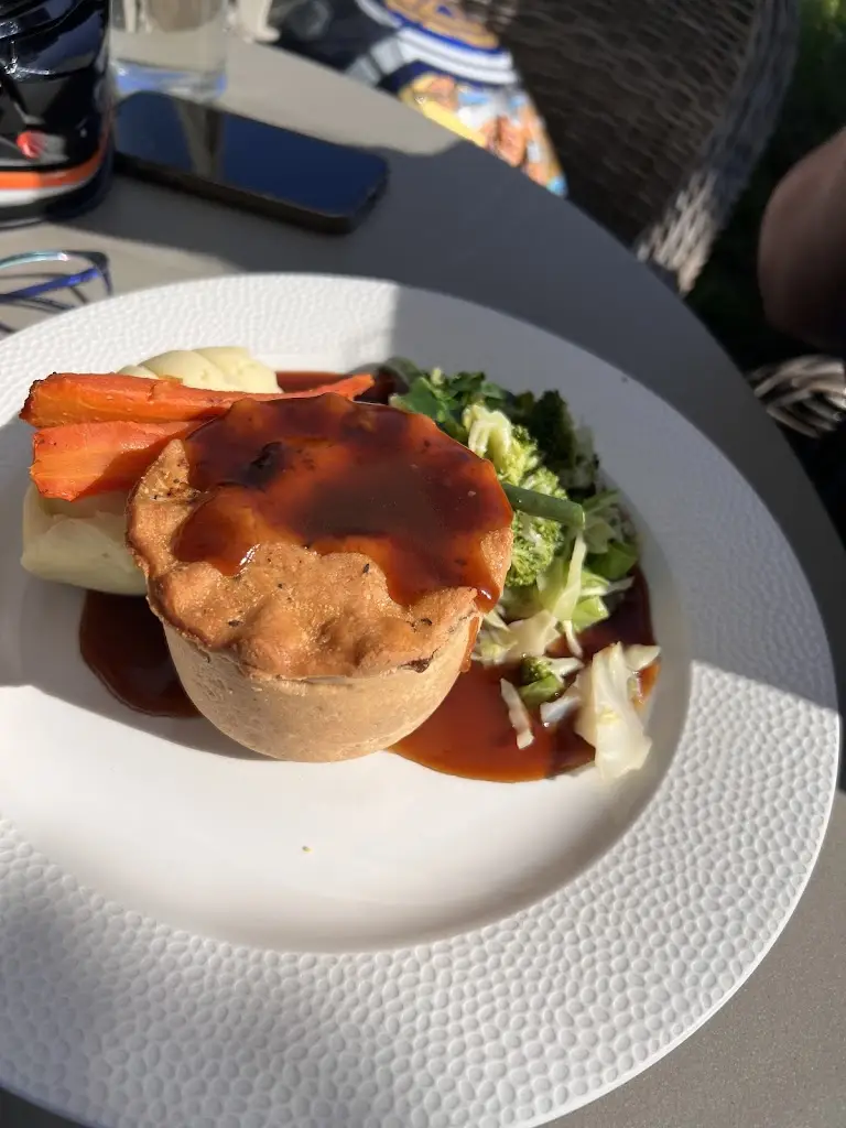 The Bell Inn_Astwood Bank_slider_image_3