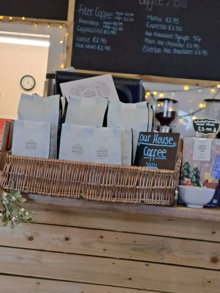 Menu_Ellerton Lakeside Cafe_Ellerton_image_4