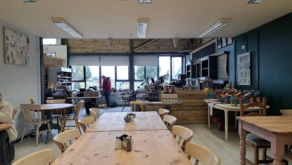 Ellerton Lakeside Cafe_Ellerton_slider_image_2