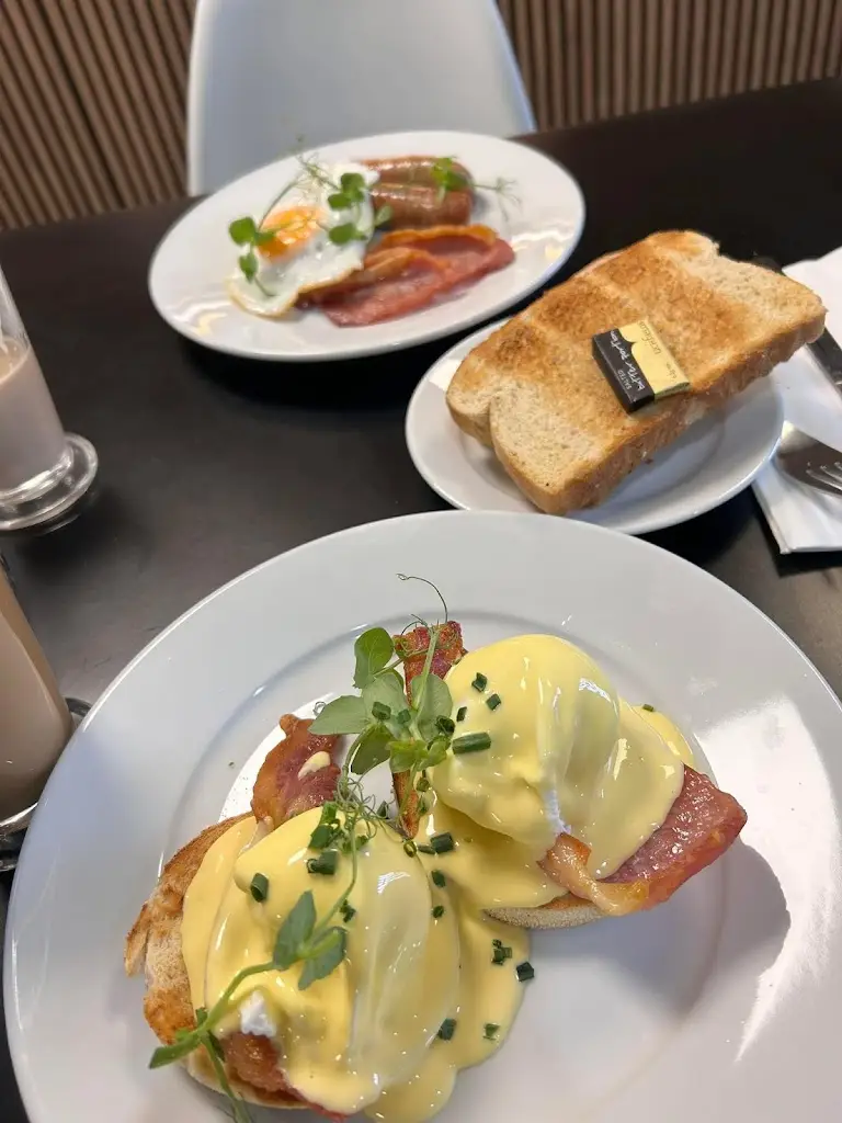 James Bills_The Olive Tree_Ellesmere Port_review