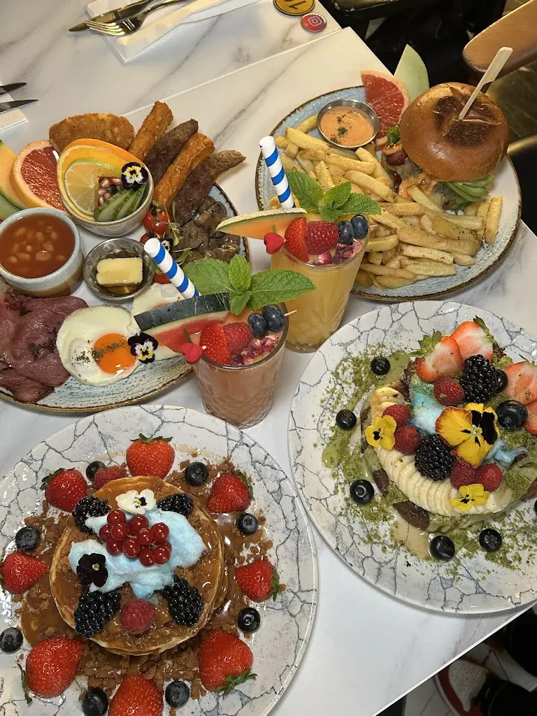 kristin k (kristin_ox)_Cloud 7 Brunch Edgware_Edgware_review