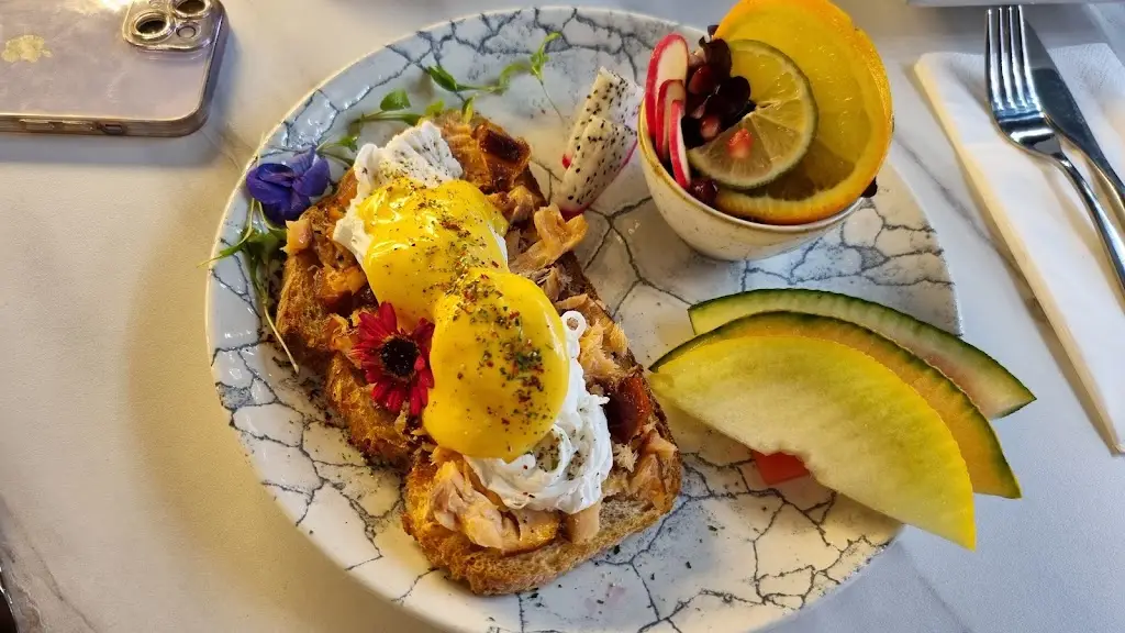 Yahya_Cloud 7 Brunch Edgware_Edgware_review