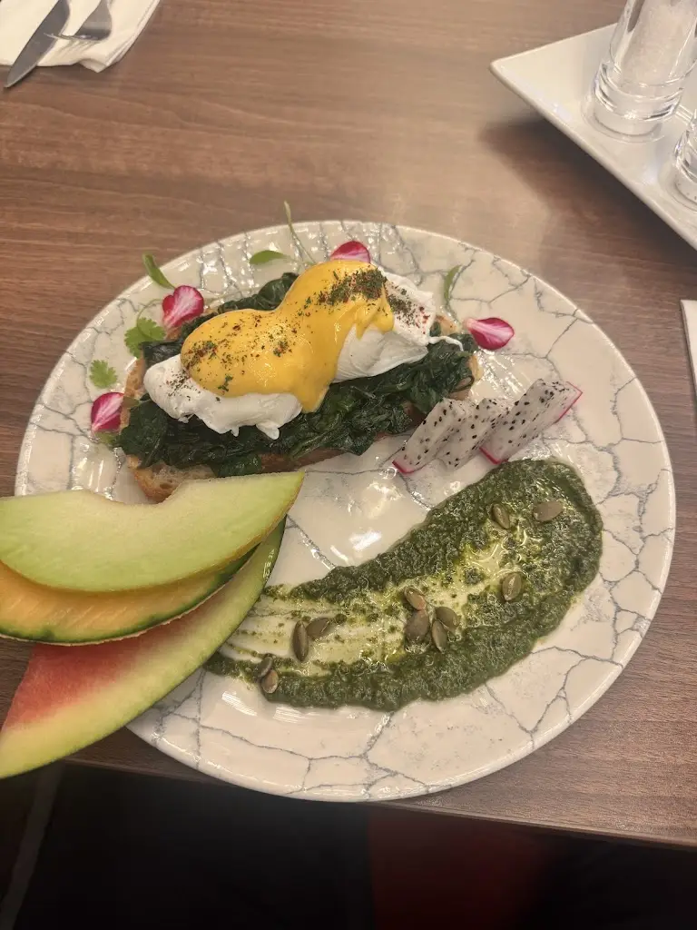 Ibrahim_Cloud 7 Brunch Edgware_Edgware_review