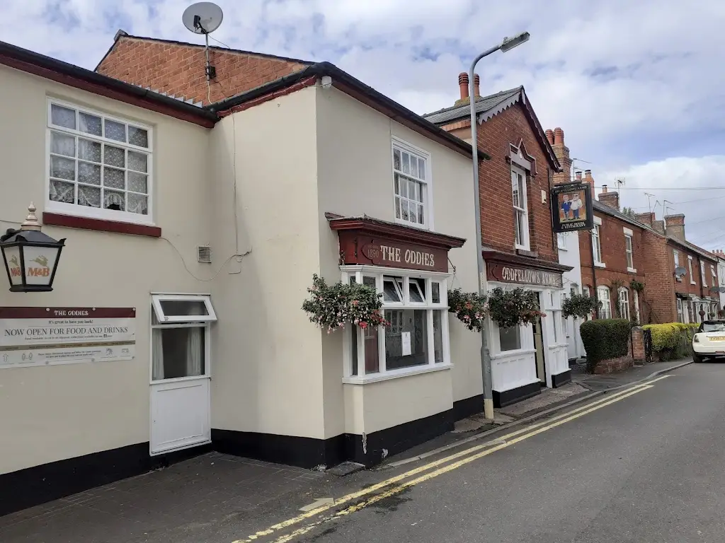 The Oddies_Astwood Bank_slider_image_3