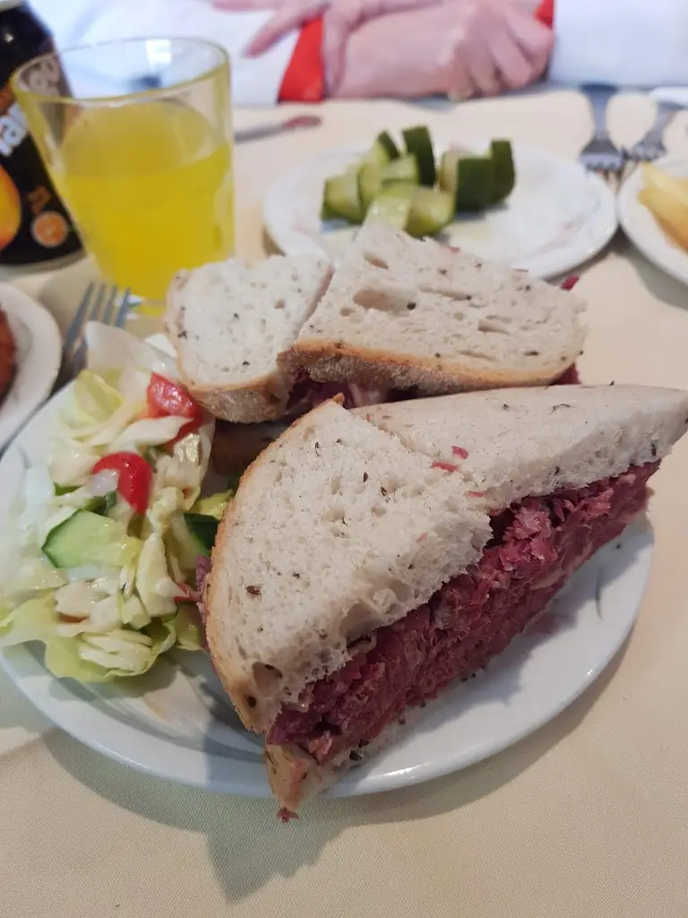 Menü_B & K Salt Beef Bar & Restaurant_Edgware_Bild_9