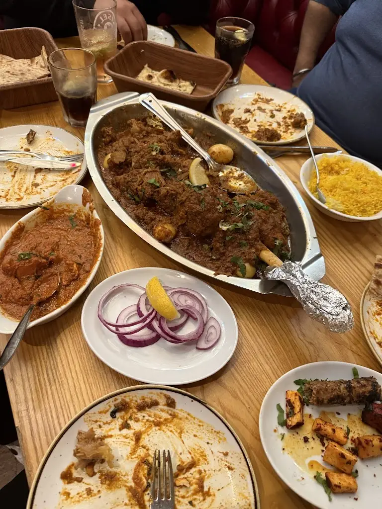 Dee Patel_The Regency Club_Edgware_review