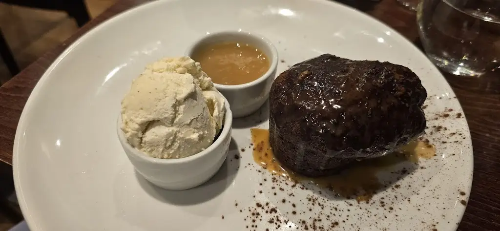 Tomasz Maczynski_Aviv Restaurant_Edgware_review