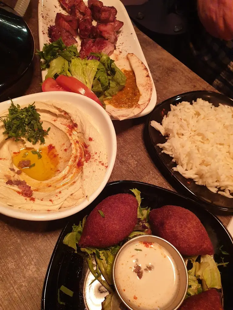 Menu_Pyramid Restaurant and Lounge, Edgware_Edgware_immagine_1