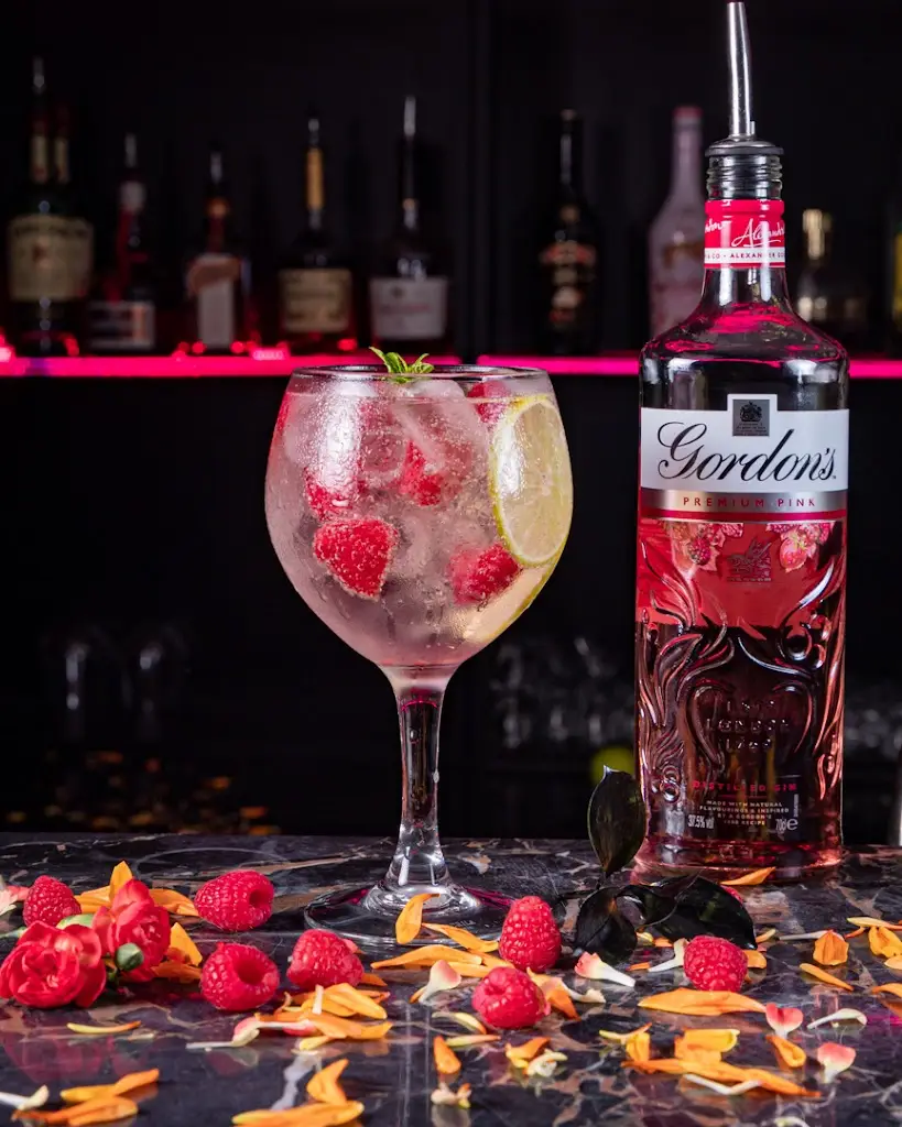 Menu_Pyramid Restaurant and Lounge, Edgware_Edgware_immagine_5