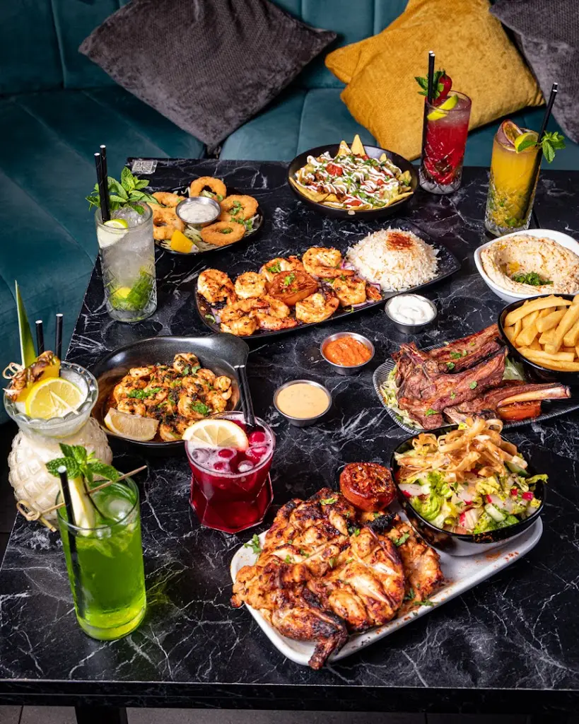 Menu_Pyramid Restaurant and Lounge, Edgware_Edgware_immagine_9