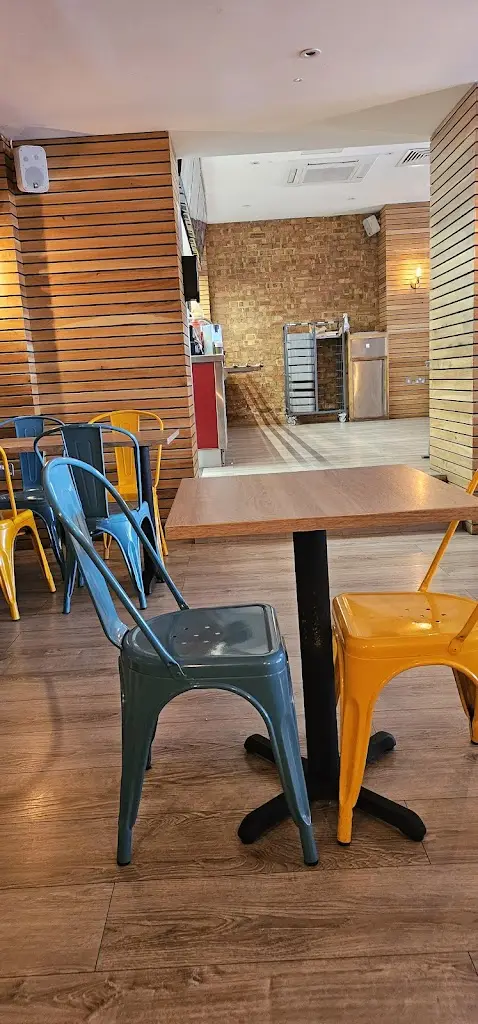 Valentin Barbulea_Bella_Edgware_review