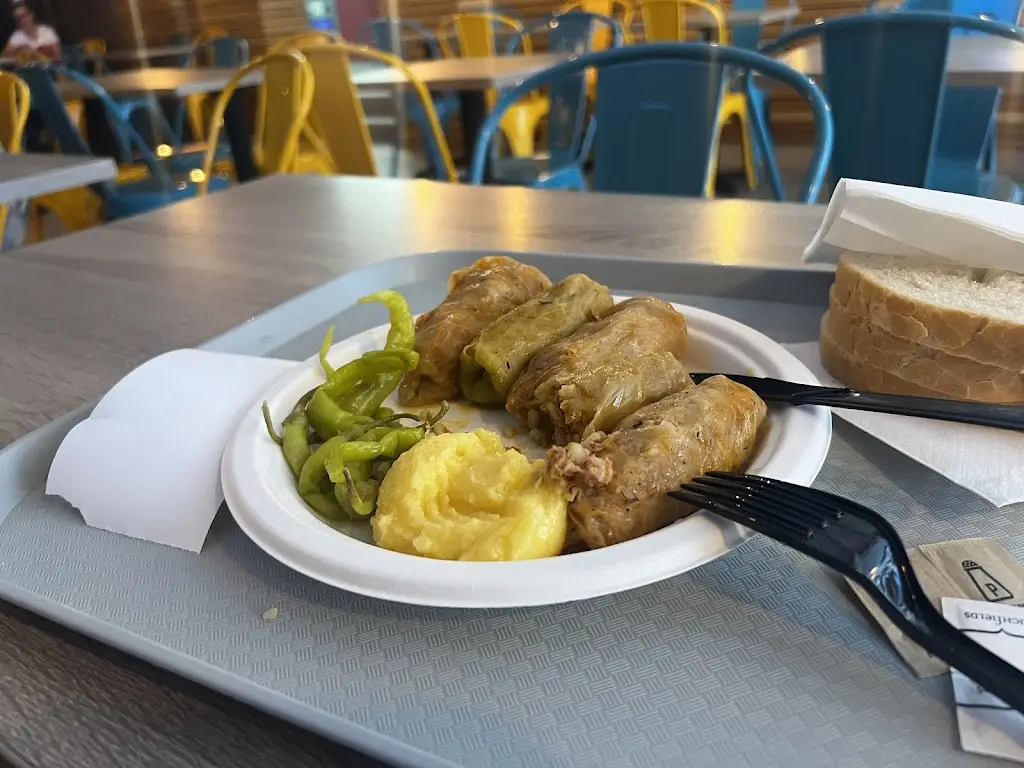 Liyuan Zhou_Bella_Edgware_review