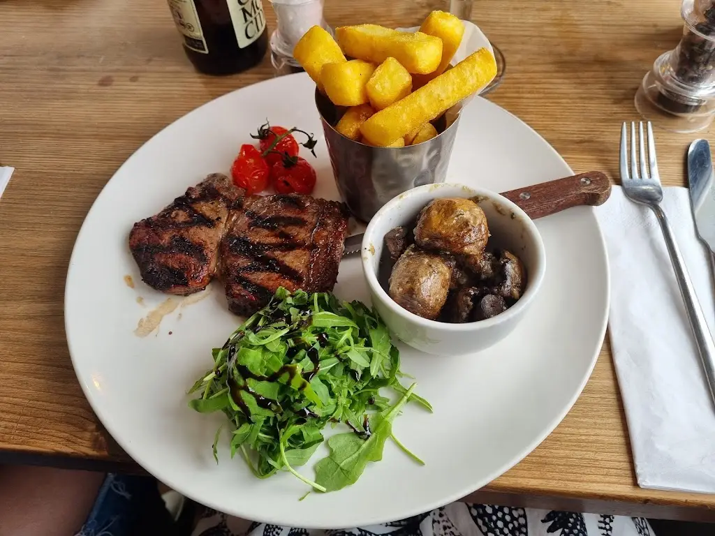 Menu_The Court House_Elmstead Market_image_8