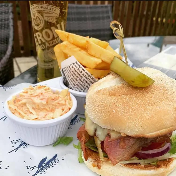 The Nevill Arms_Astwood Bank_slider_image_2