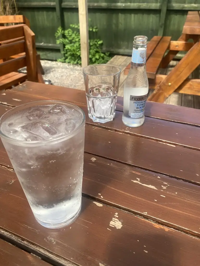 Lauren Rowe_The Kings Arms Hotel_Eccleshall_review