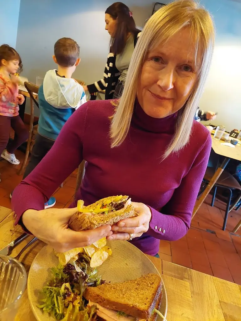 Mark Warren_Flour & Co Bakehouse_Eccleshall_avis